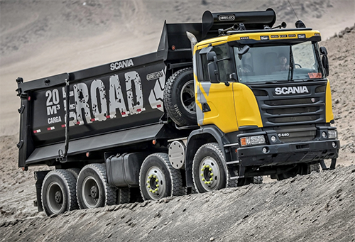 Scania P440 8×4